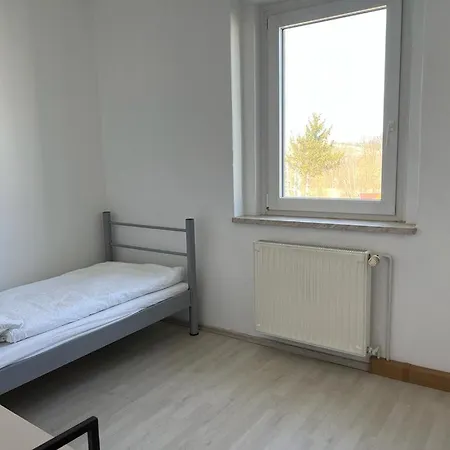 Daire Einzigartige Monteurswohnungen In Doebeln, Mastener Strasse *
