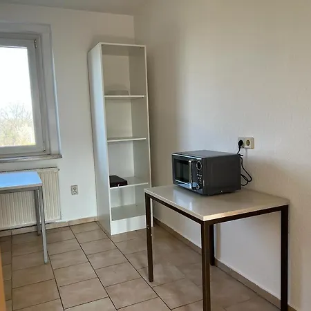Einzigartige Monteurswohnungen In Doebeln, Mastener Strasse Daire *