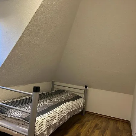 Einzigartige Monteurswohnungen In Doebeln, Mastener Strasse *